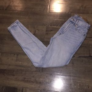 american eagle mom jeans